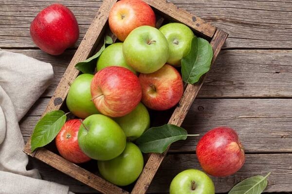 Ăn táo thường xuyên giúp hỗ trợ giảm cân, kiểm soát lượng đường trong máu