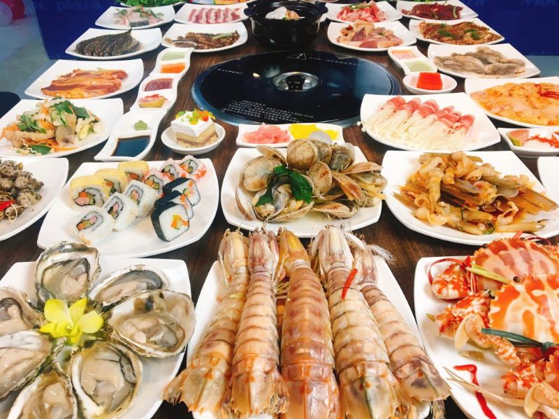 Hải sản và các món ăn kèm hấp dẫn tại quán ăn ngon Phú Quốc hải sản Ra Khơi