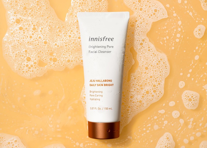 Sữa rửa mặt Innisfree Brightening Pore Facial Cleanser