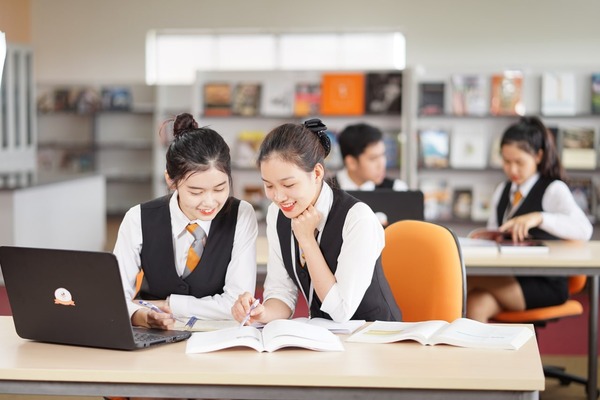 Học quản trị khách sạn và nấu ăn – hai hướng nghề triển vọng trong ngành dịch vụ và du lịch hiện nay