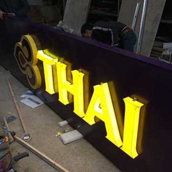 Kiểm tra độ sáng và độ đồng đều ánh sáng