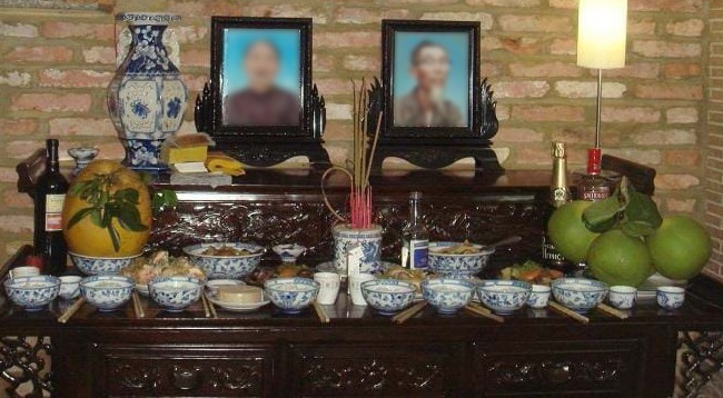 Có nên thay ảnh thờ không? Giải đáp chi tiết theo phong tục