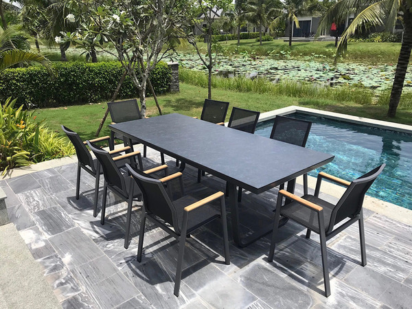 Các chất liệu bàn ghế sân vườn ngoài trời phổ biến hiện nay