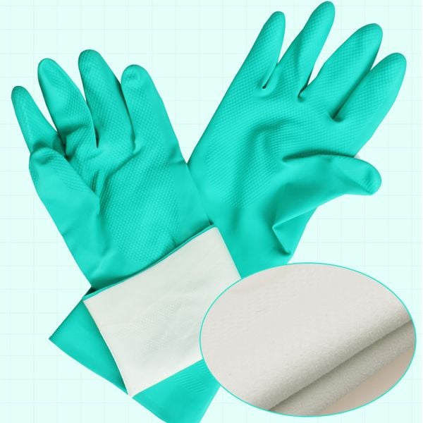 Lớp vật liệu bảo vệ trong găng tay chuyên dụng