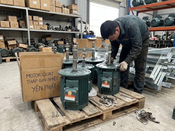 Motor quạt tháp giải nhiệt có đặc điểm gì?